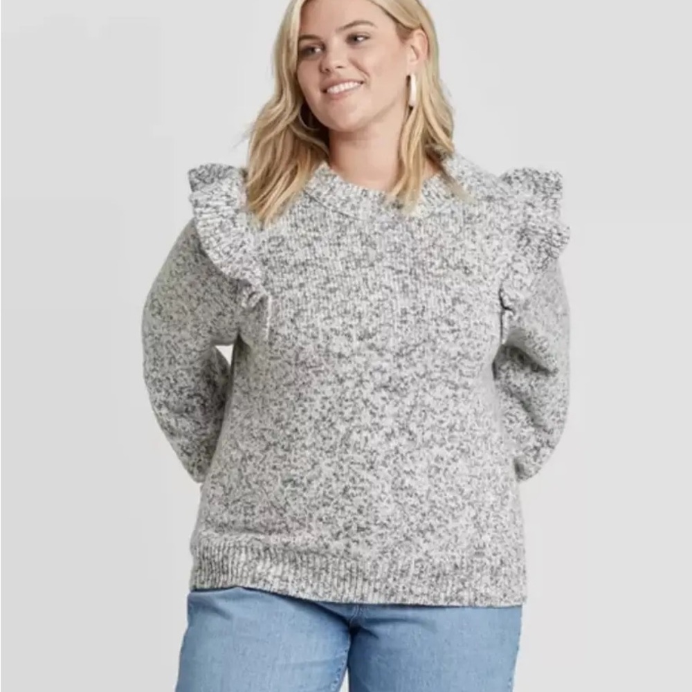 Universal Thread Women's Gray Ruffle Sweater Size Medium